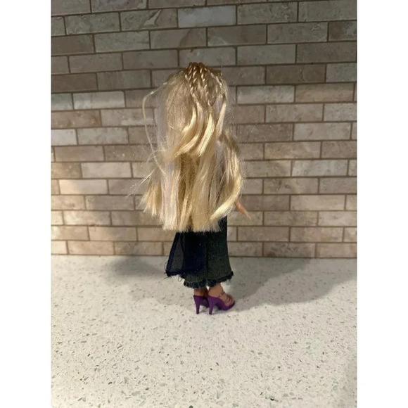 Bratz Xpress It Cloe Doll 2002 - Picture 3 of 4